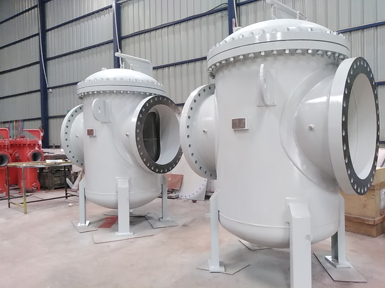 BASKET STRAINERS